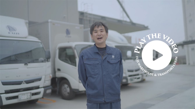 動画「2t・4tトラック運転手・荷物の配達する社員」のサムネイル画像